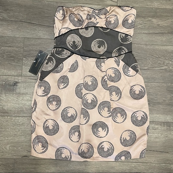 BCBG Maxazria Strapless Woven Silk Cameo Black Dress Size 4 100% Silk NWT $300 - Picture 9 of 10